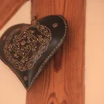 ゲストハウス Au Coeur Des Hotes