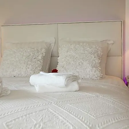 Au Coeur Des Hotes Πανσιόν Steenvoorde