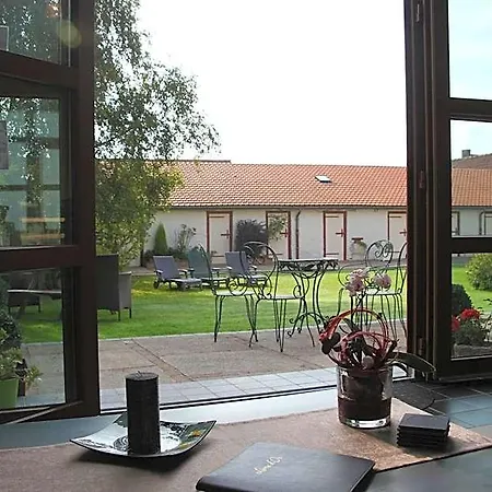 Au Coeur Des Hotes 3* Steenvoorde