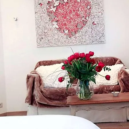 Au Coeur Des Hotes