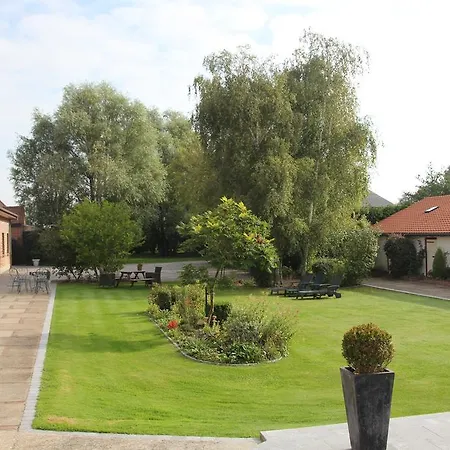 Au Coeur Des Hotes 4*