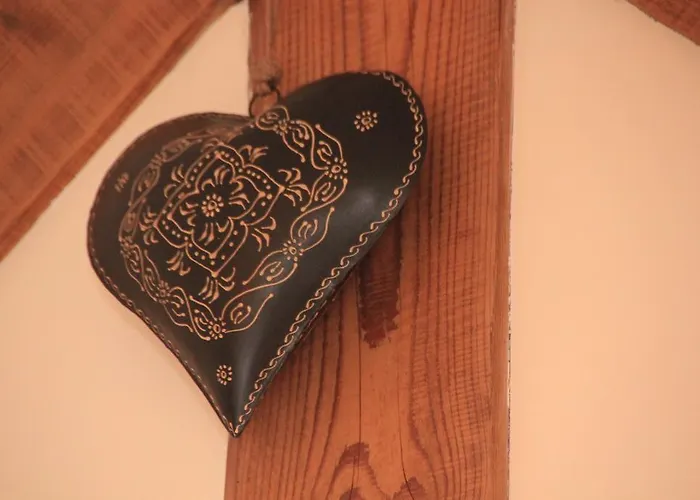 بيت ضيافة Au Coeur Des Hotes