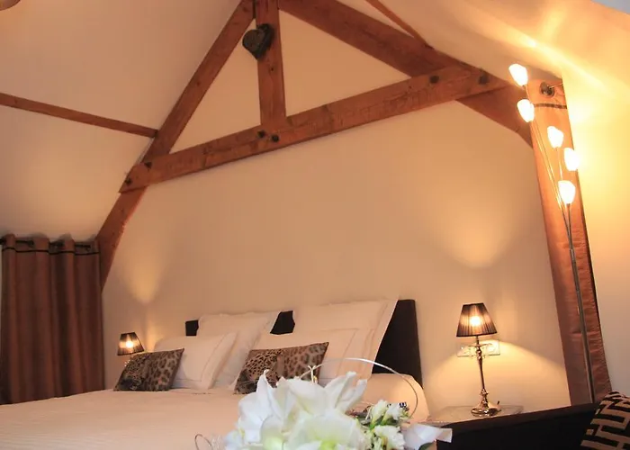 Au Coeur Des Hotes